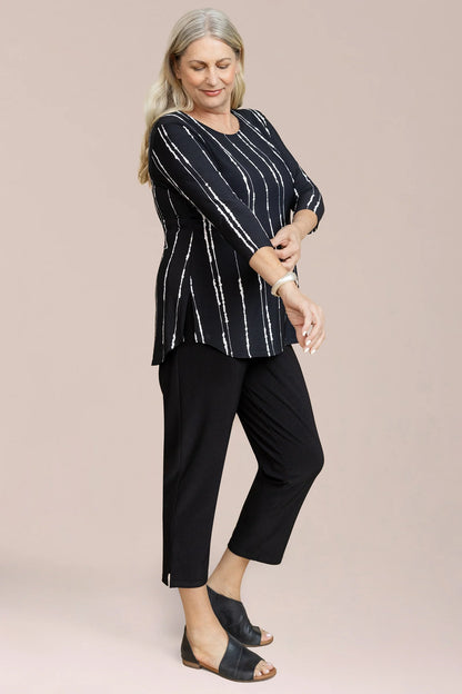 Round Neck 3/4 Sleeve Stripe Print Go-To Classic Top. Style SI22110RP-2C/B