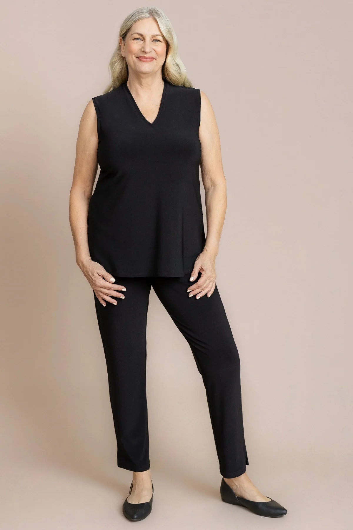 Go To Narrow V-Neck Hip Slit Tank. Style SI21248
