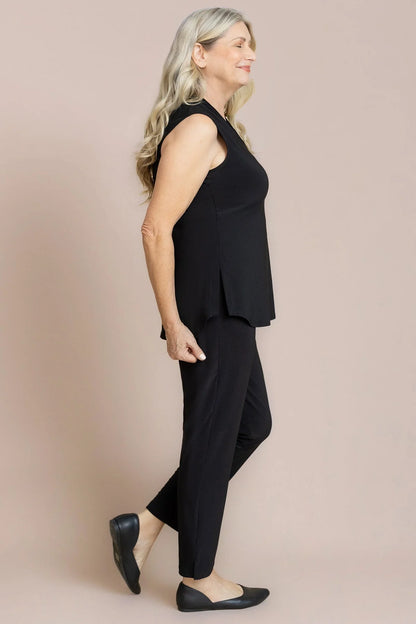 Go To Narrow V-Neck Hip Slit Tank. Style SI21248