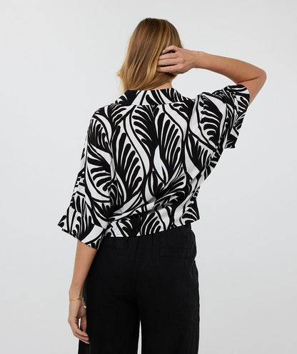 Summer Vibes Front Knot Top. Style ESQHS2514209