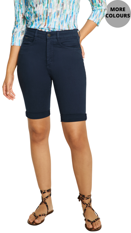 Suzanne Rolled Cuff Bermuda Shorts. Style FD6929511