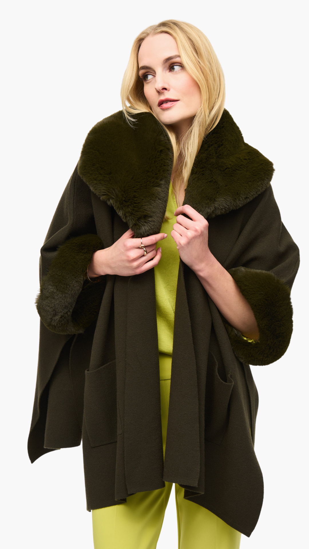 Brushed Jacquard and Faux Fur Cape. Style JR243930