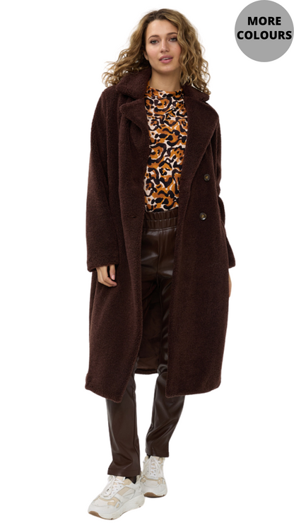 Double Breasted Long Teddy Bear Coat. Style ESQF2437518