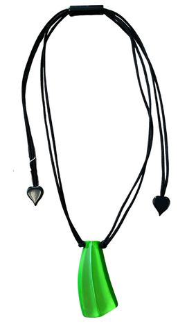 Emocion Collection - Green Resin Pendant Necklace. Style 91502019113Q00