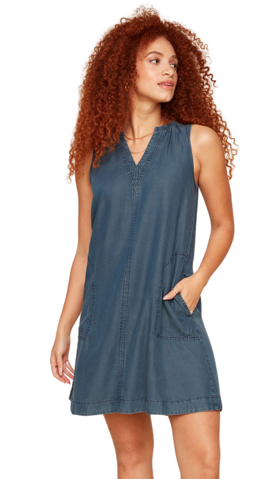 Lightweight Notch Neck Denim Dress. Style RENR4336-E3019