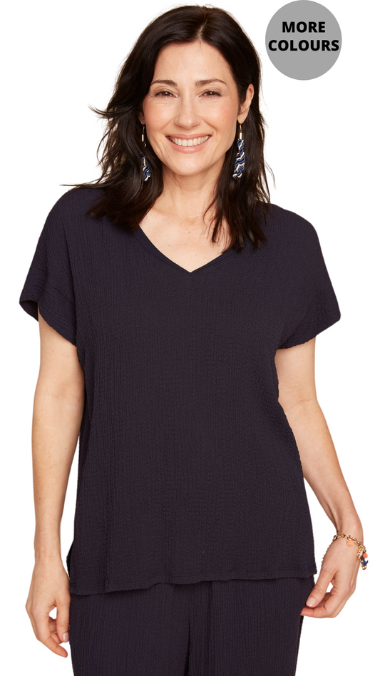 Textured Crepe Stretch Top. Style RENR7790-54K