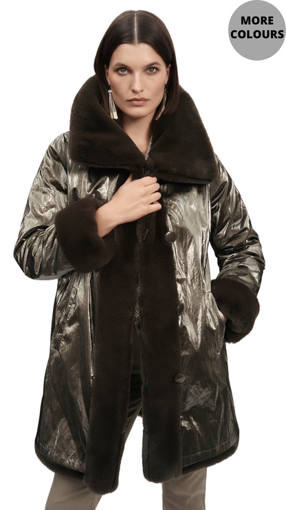 Reversible Faux Fur Coat. Style JR243904