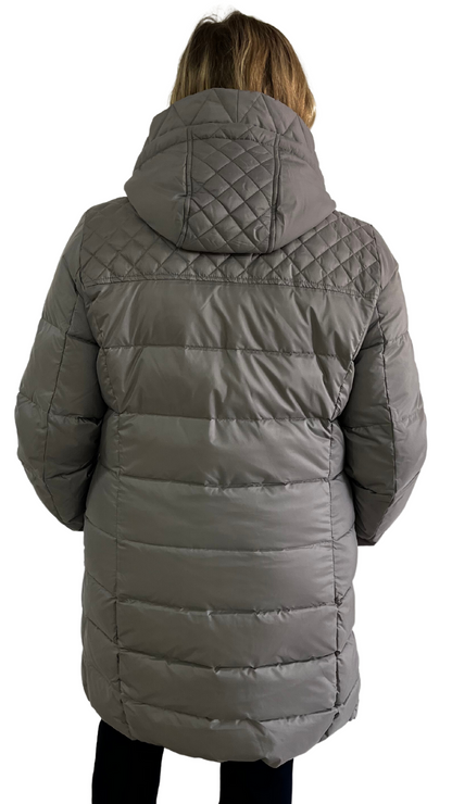 Quilted Yoke Puffer with Four Snap Pockets. Style JUN2356