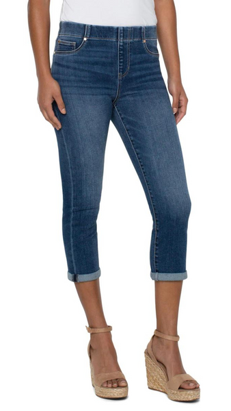 Chloe Pull On Rolled Cuff Cropped Jeans. Style LVLM7065F88