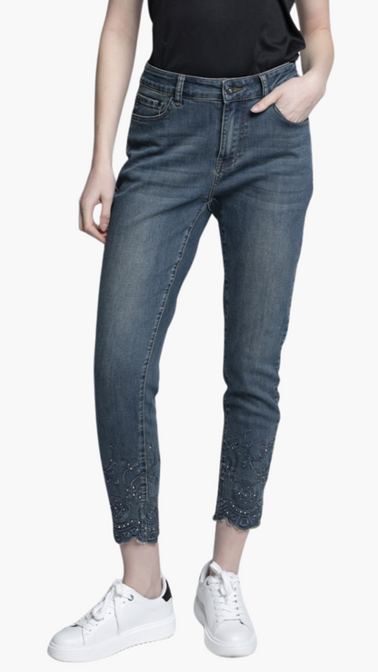 Embellished Ankle Length Jeans. Style PYL6043