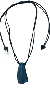 Emocion Collection - Teal Resin Pendant Necklace. Style 91502019261Q00