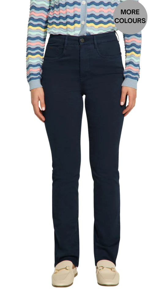 Suzanne Straight Leg Jean. Style FD6747511