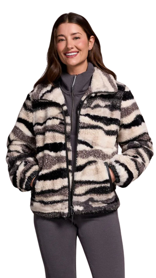 Fuzzy Camo Zip-Up Puffer Jacket. Style TR6044O-5143