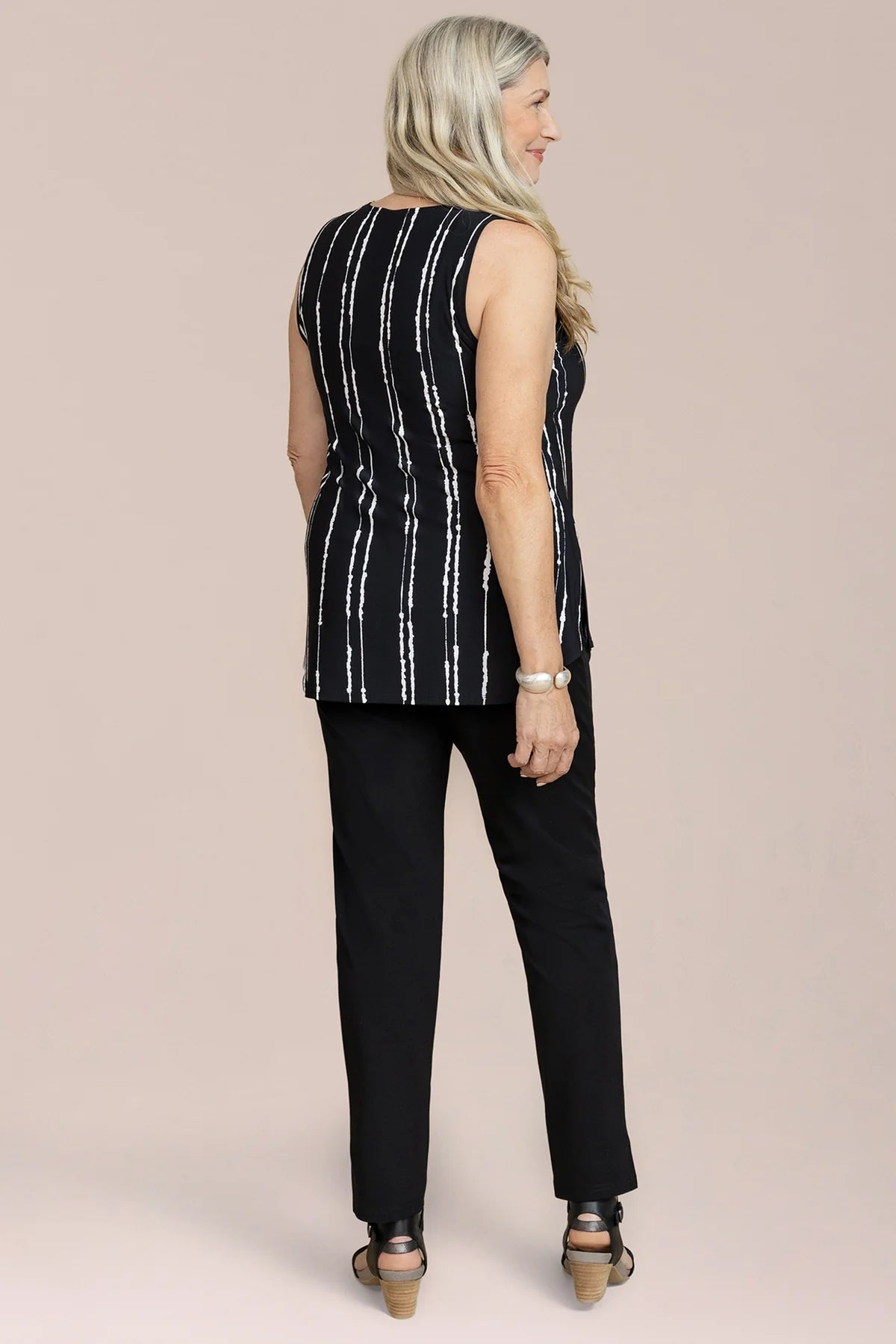Go To Classic Striped Print Tank. Style SI21118RP