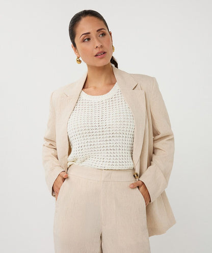 Oversized Button Front Structured Blazer. Style ESQ17000