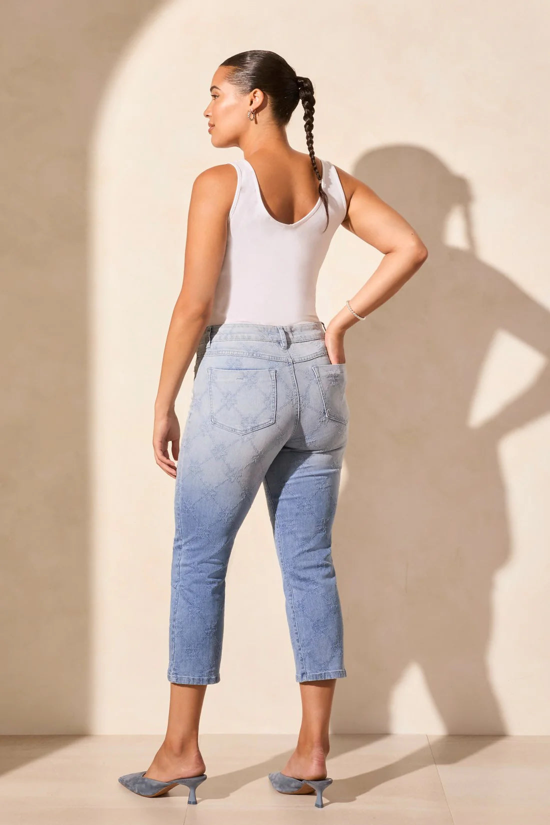 Audrey Mid Rise Dip-Dye Straight Crop Jeans. Style TR5802O-5231