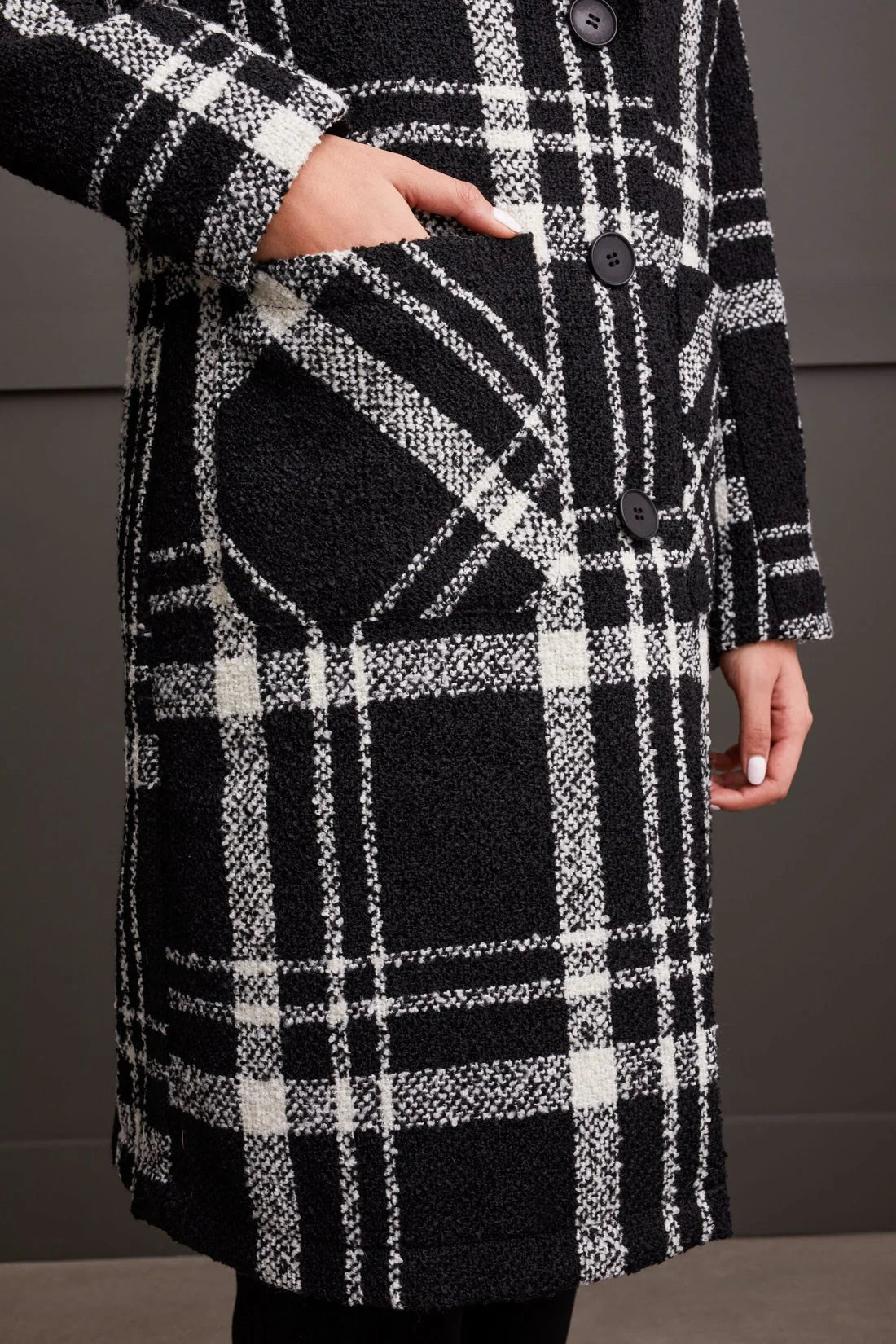 Boucle Plaid Duster Coat. Style TR5571O-4384