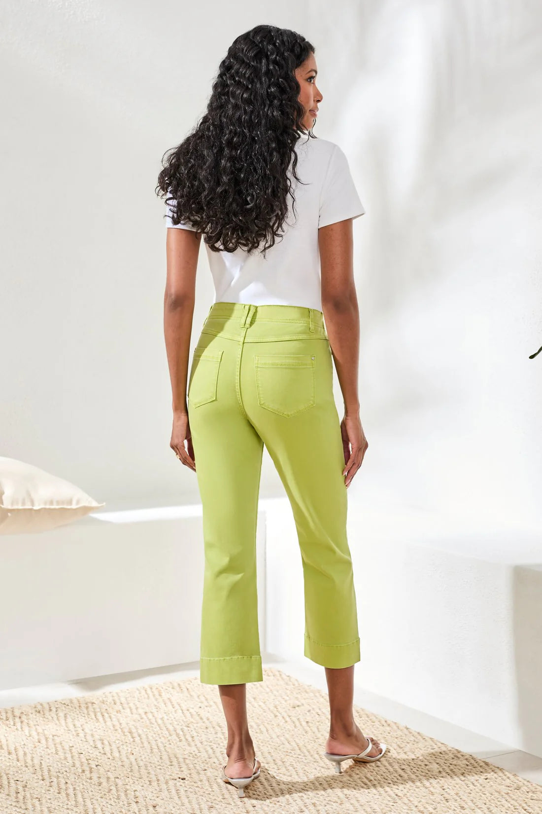 Comfort Stretch Pull-On Kick Flare Capri. Style TR2441O-2020W