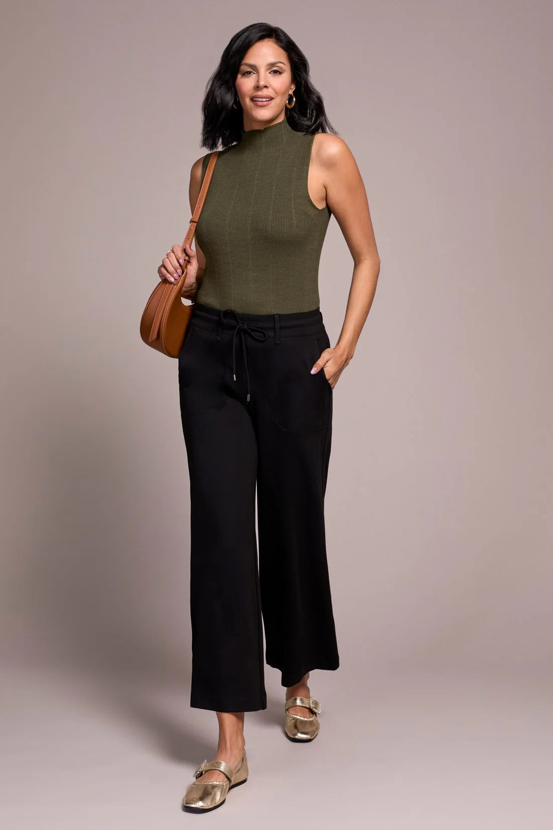 Pull-On Relaxed Black Wide Leg Pant. Style TR2261O-8086