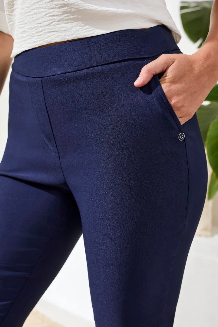 Flatten It® Slim Leg Snap Vents Capris. Style TR3013O-7165