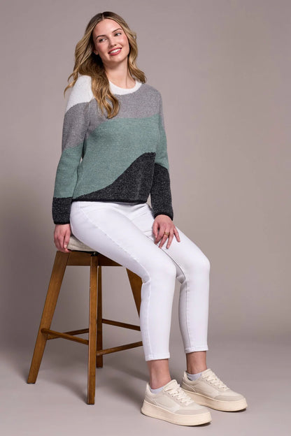 Double Knit Yarn Intarsia Sweater. Style TR6005O-4857