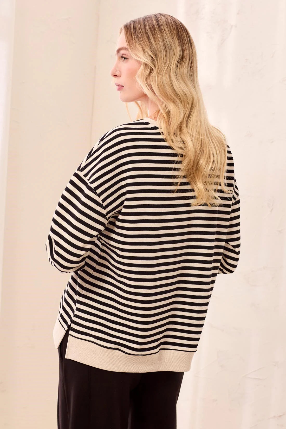 Long Sleeve Crew Neck Drop Shoulder Knit Top. Style TR2487O-8509