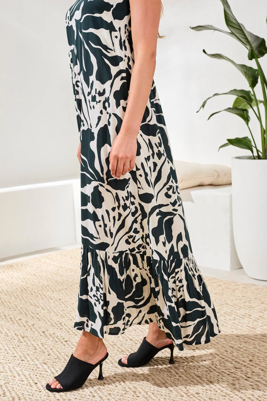 Tiered Smocked Back Spaghetti Strap Maxi Dress. Style TR954O-4716 –  PackersFashion