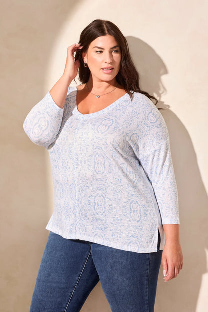 Size Inclusive Printed Top. Style TR5769V-1619