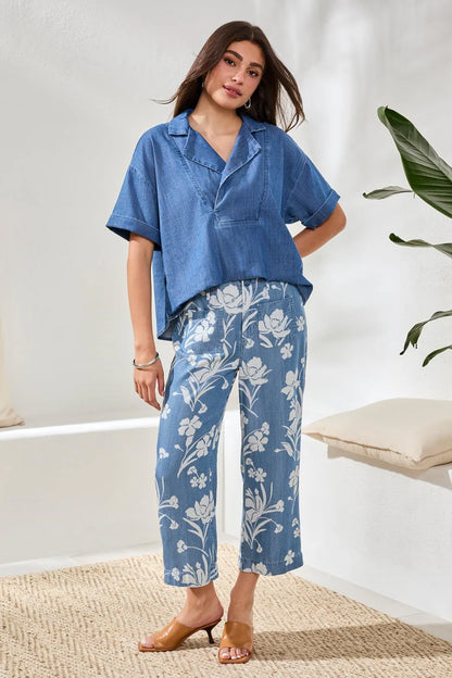 Floral Print Lightweight Cropped Pant. Style TR6142O-4954P