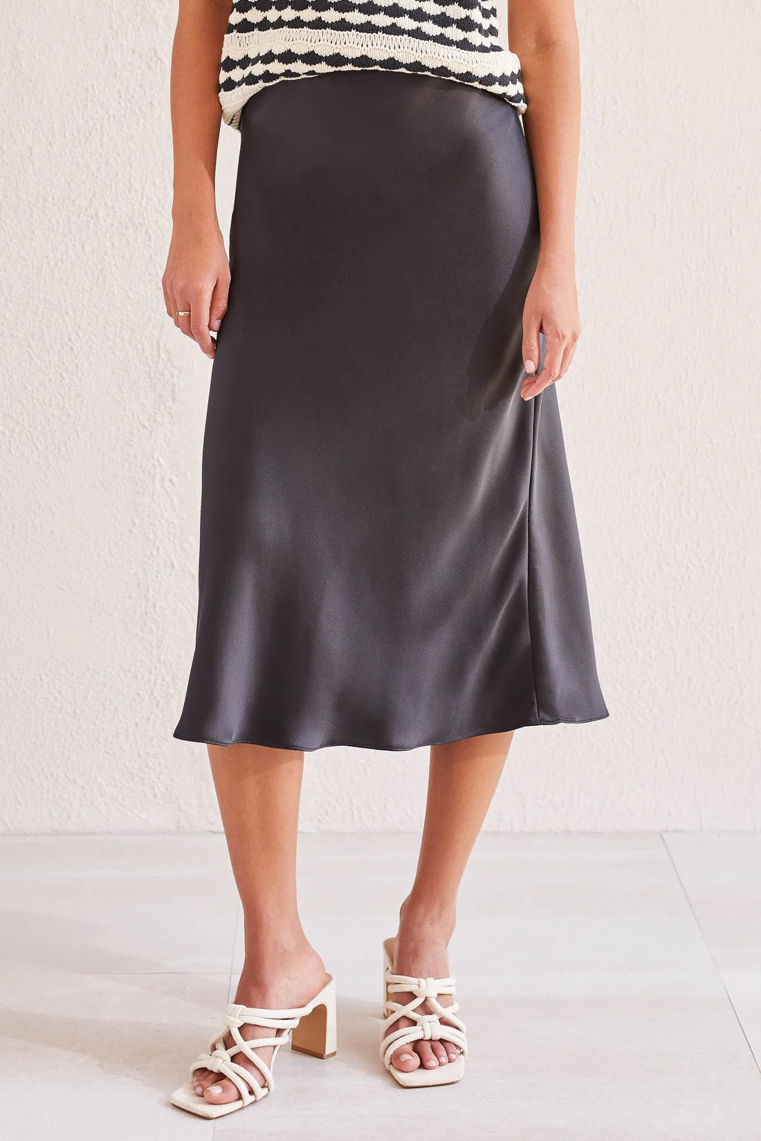 Pull On Matte Satin Midi Skirt. Style TR5522O-4909