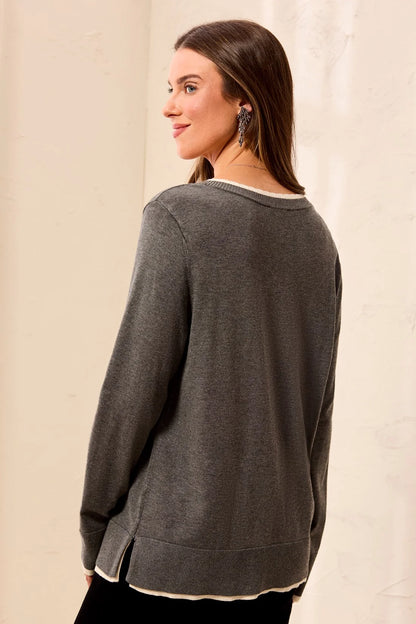 Scalloped Contrast Trim Details V-Neck Sweater. Style TR3208O-8477