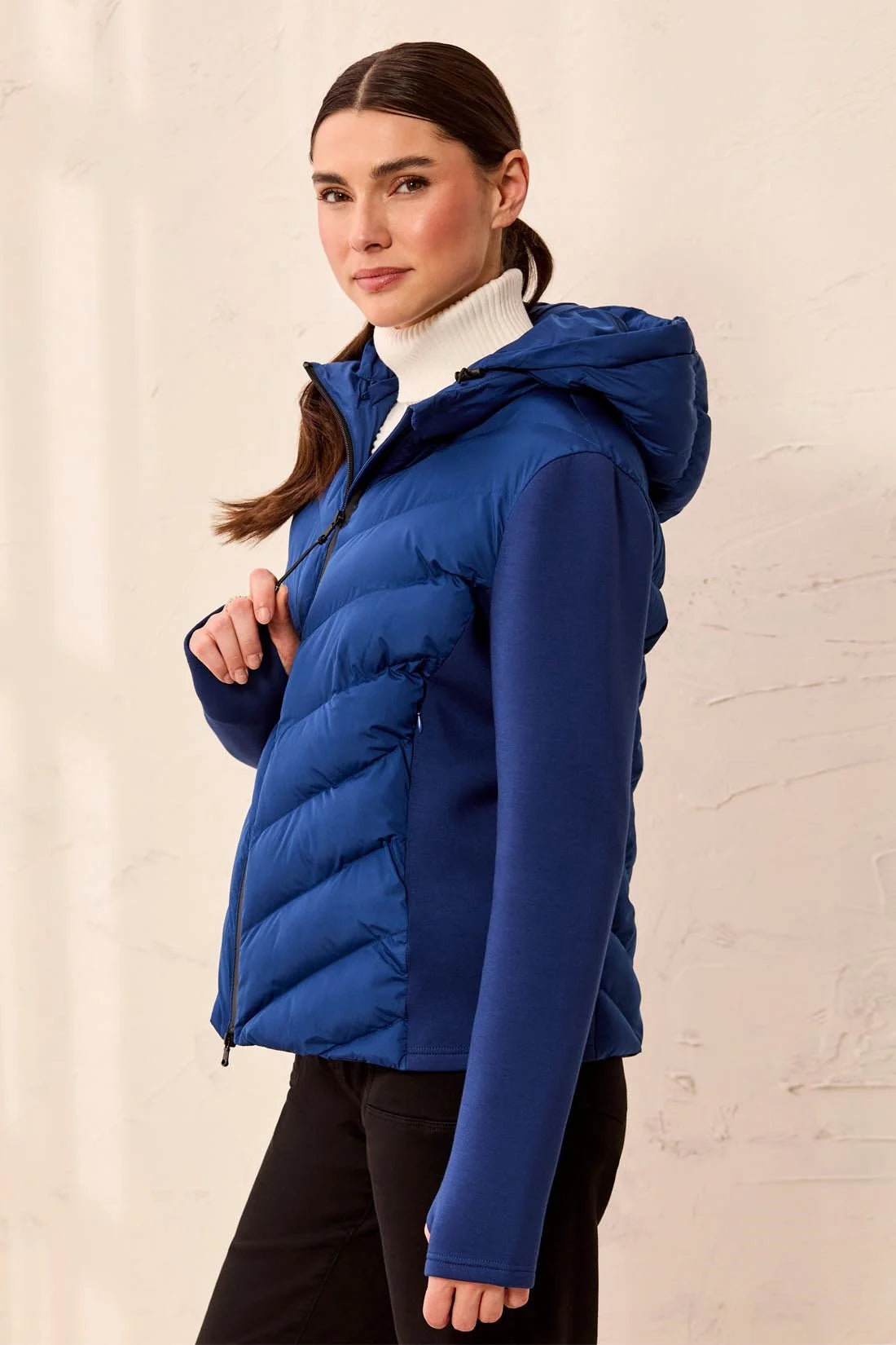 Water Repellent Hybrid Knit & Puffer Jacket. Style TR3172O-8512