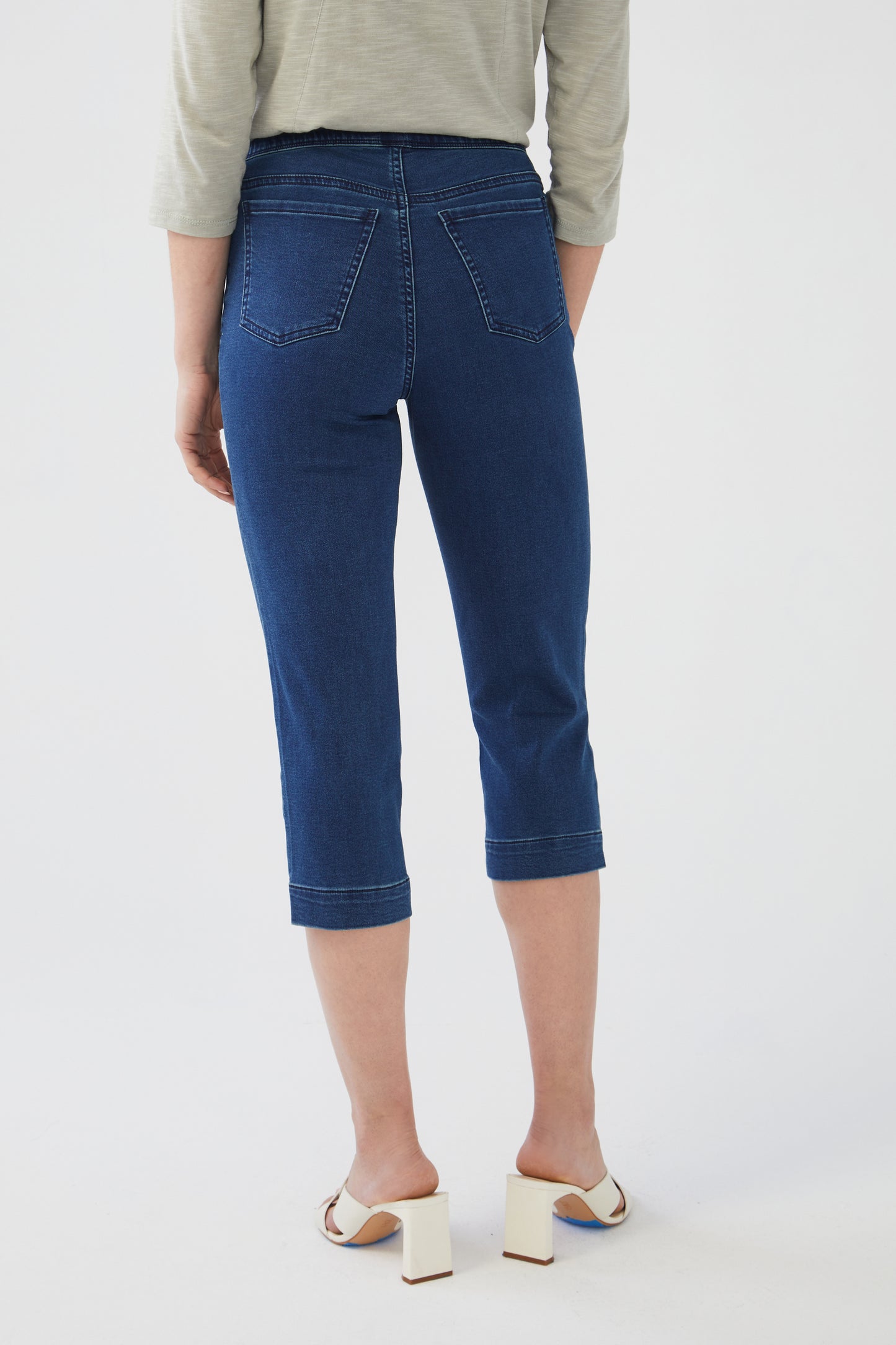 Pull On Denim Capri in Dark or Medium Wash. Style FD2873711