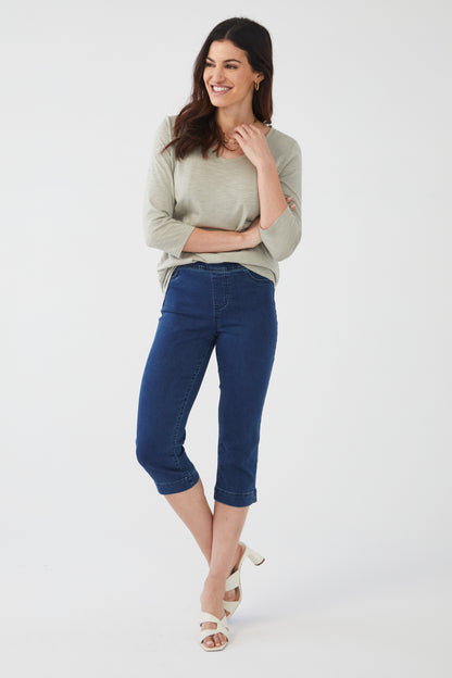 Pull On Denim Capri in Dark or Medium Wash. Style FD2873711