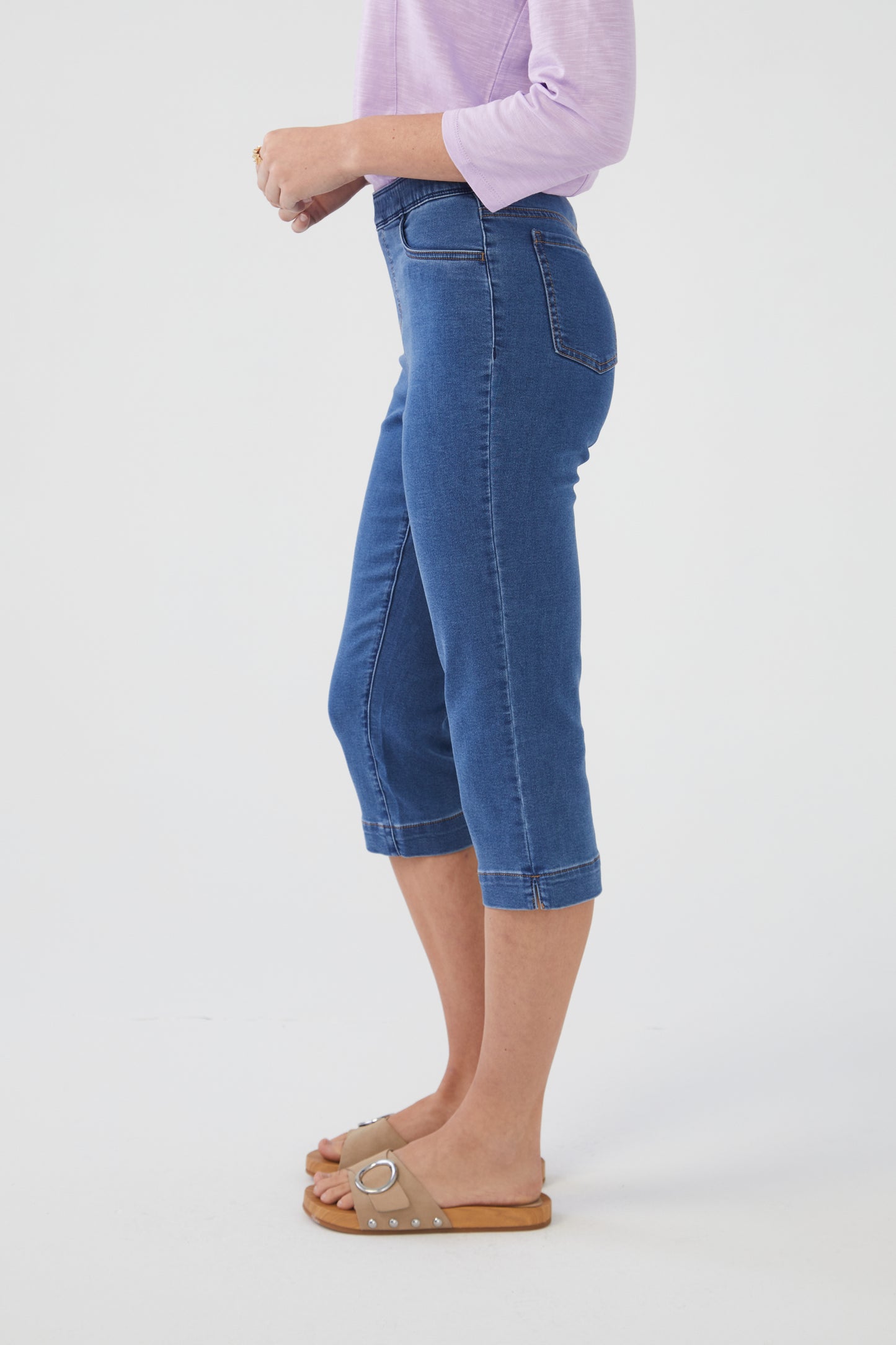 Pull On Denim Capri in Dark or Medium Wash. Style FD2873711