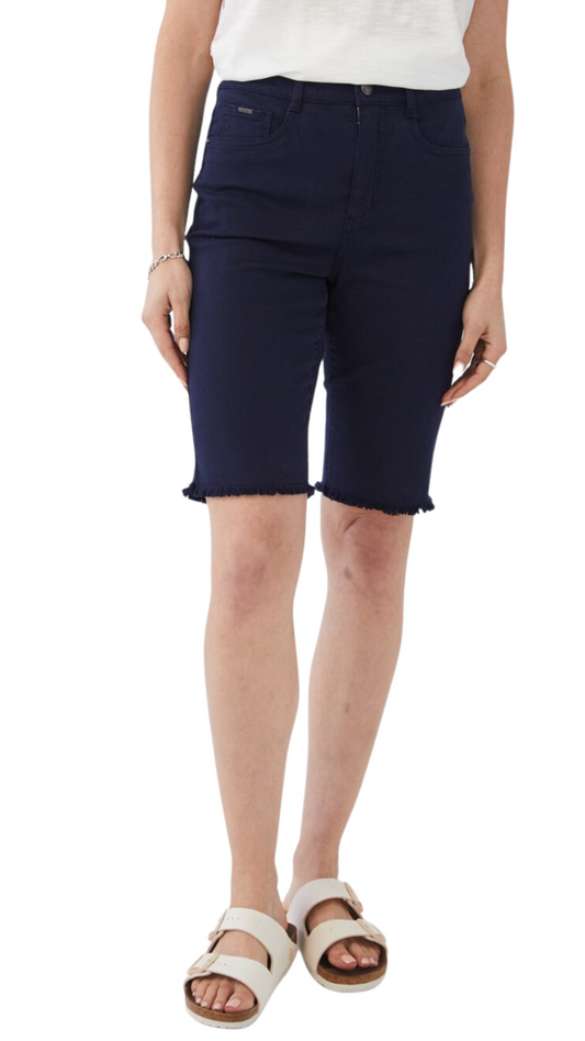 Suzanne Bermuda Short in Multiple Colours. Style FD6885511